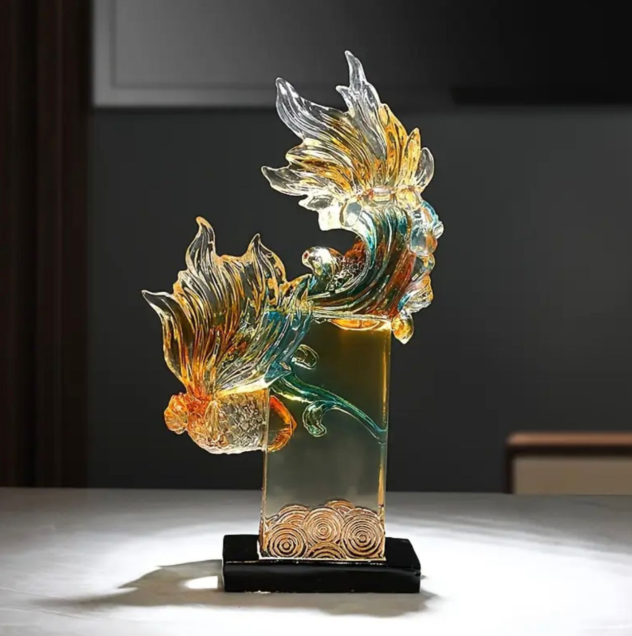 Sculpture de poisson en résine - Image 1