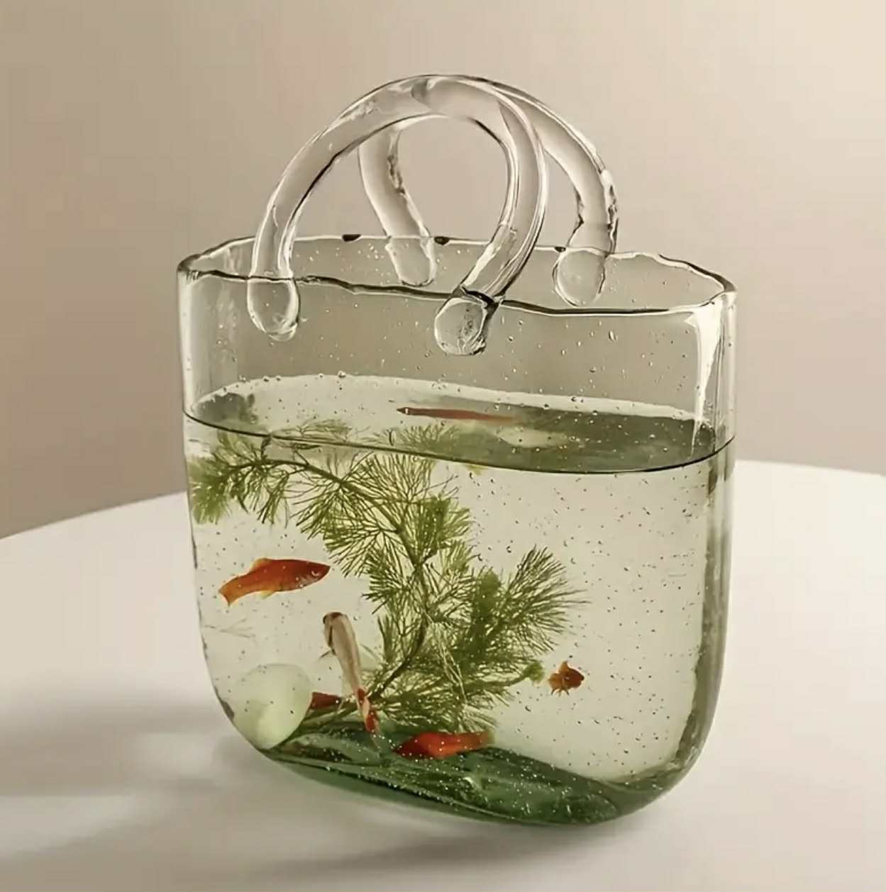 Vase en verre en forme de sac à main de style nordique