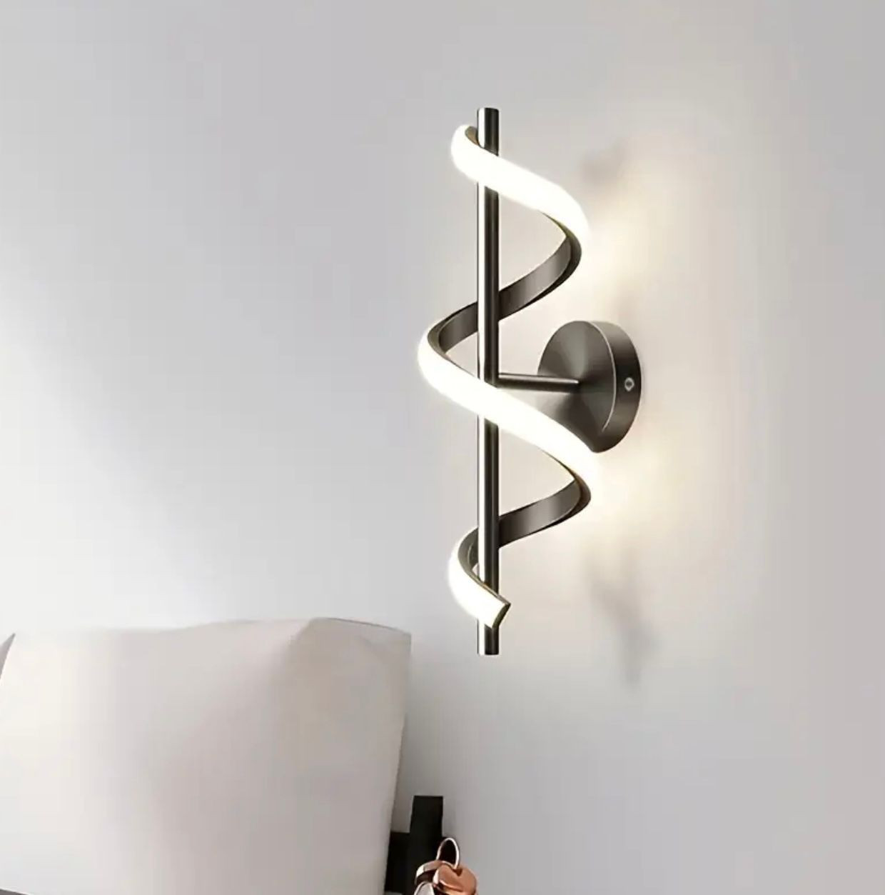 Applique murale LED en spirale moderne - Gradateur 3 couleurs réglable doré et noir pour le salon - Image 2