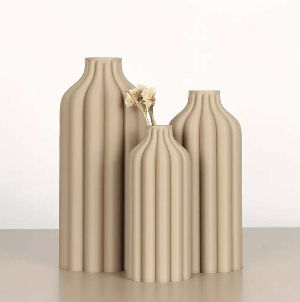 Ensemble de 3 vases de style bohème, adapté à la décoration du salon. - Vases - Image 1 - Livraison Maroc
