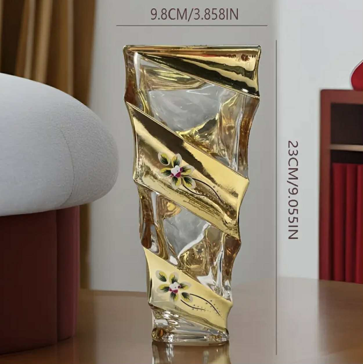 Élégance en Émail, Vase en Verre de Cristal Élégant avec Accents en Émail Doré - Image 3