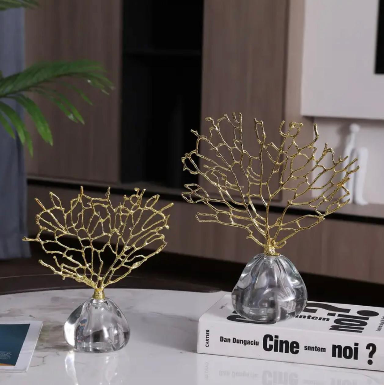 Ornement élégant d'arbre de richesse de corail doré avec base en cristal transparent - Image 2