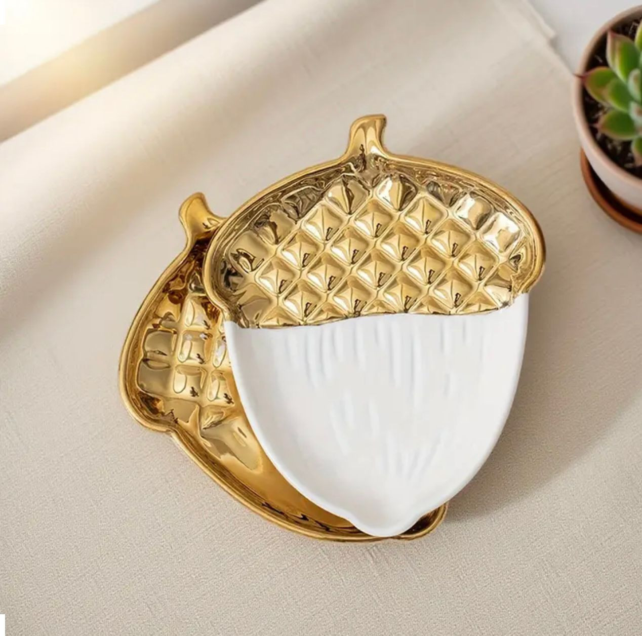 Plateau de service en forme de pomme de pin en céramique de style nordique