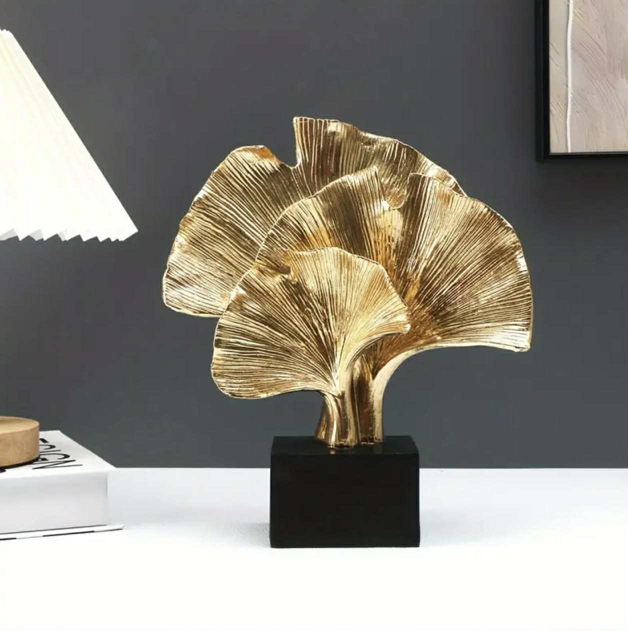 Figurine en résine de feuille de ginkgo – Sculpture abstraite moderne pour décoration intérieure - Image 2