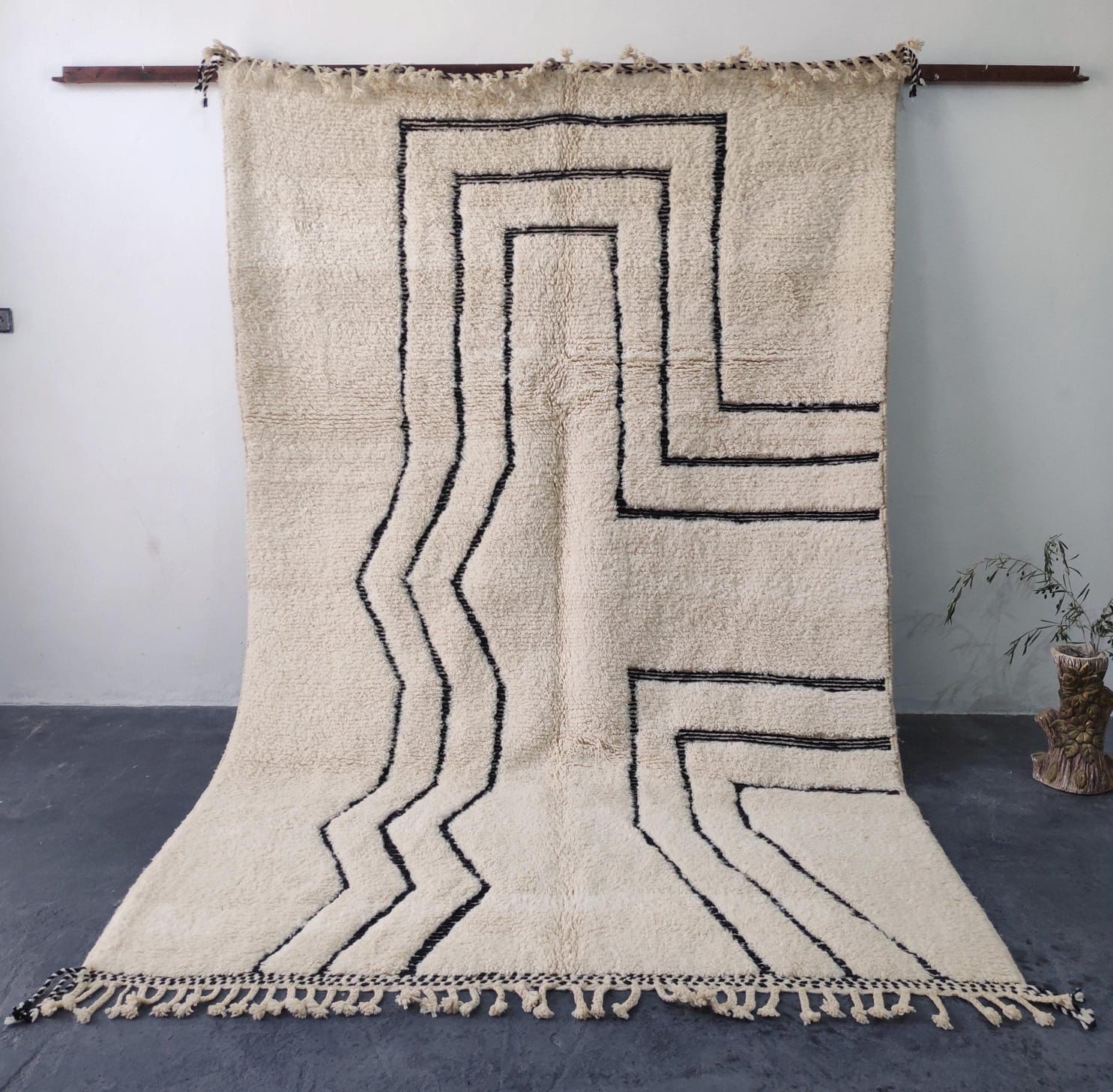 Tapis Berbère Noir & Ivoire Graphique