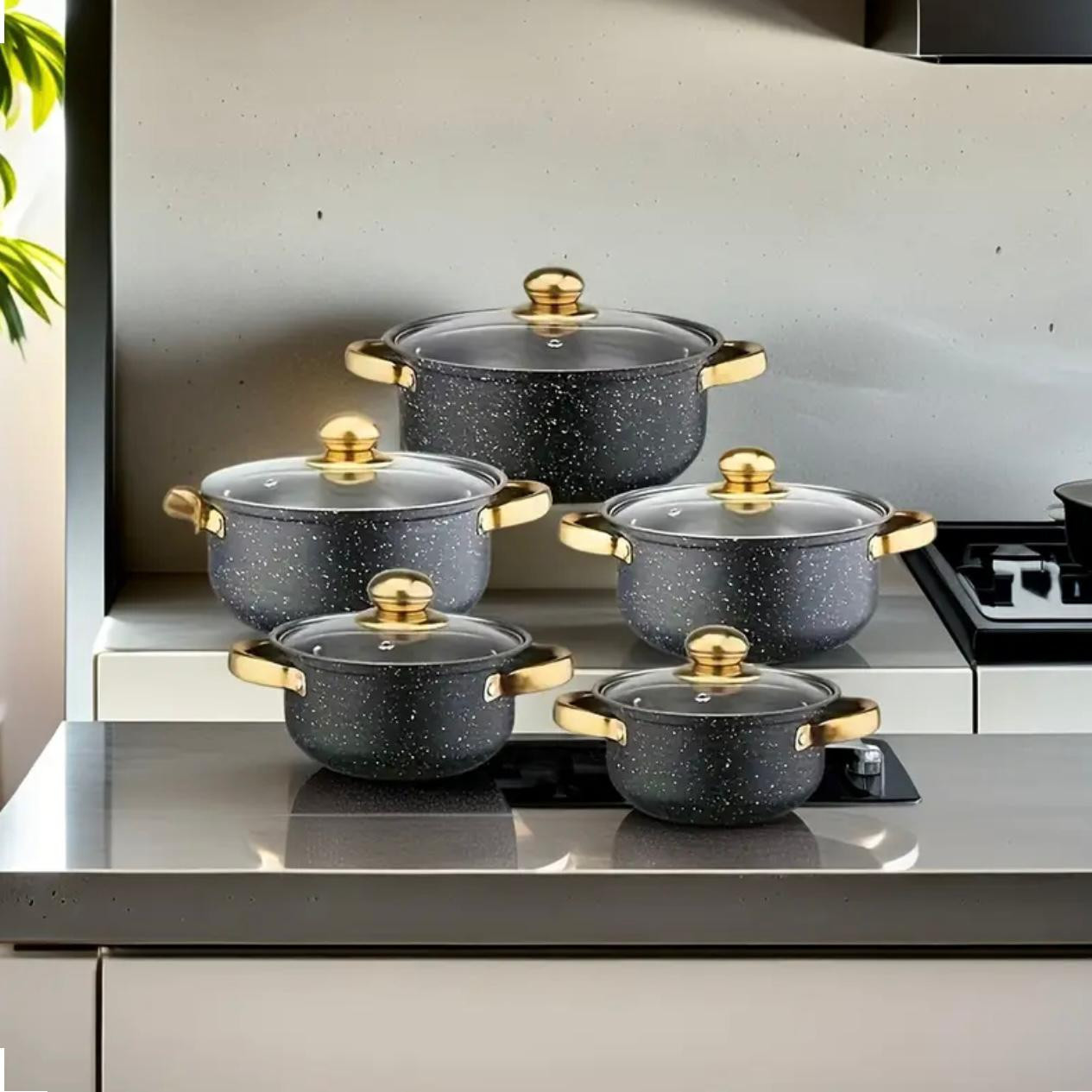 Ensemble d'ustensiles de cuisine en acier inoxydable avec couvercles noirs et dorés - Image 2