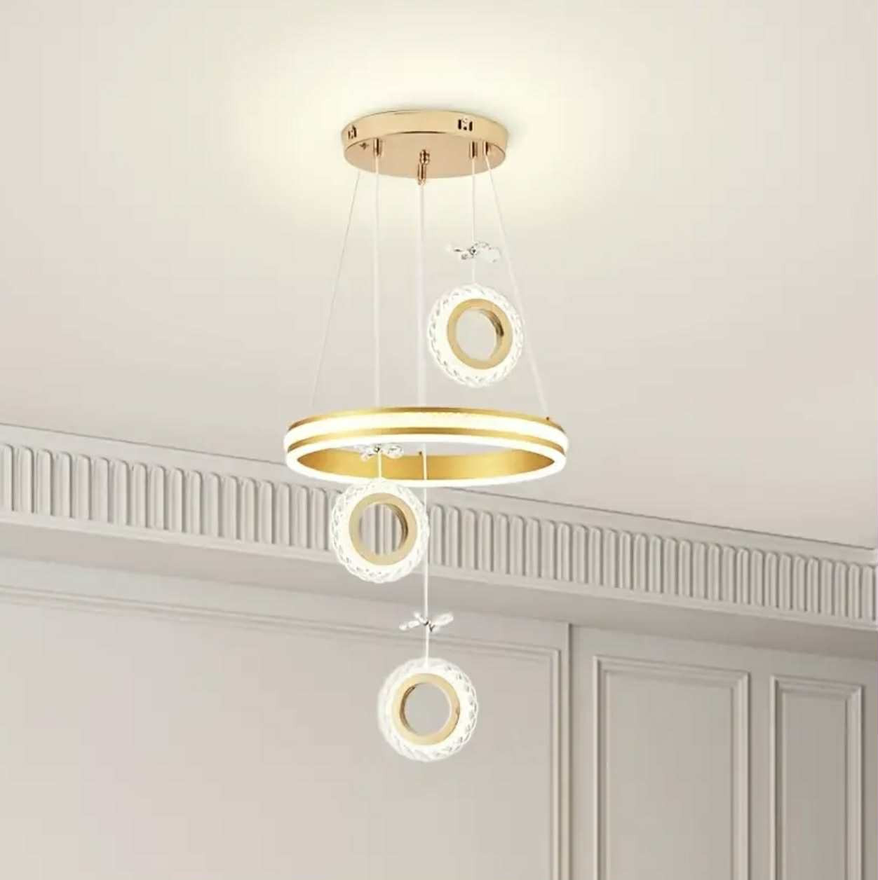 Lustre suspendu moderne de style nordique - Design géométrique élégant, abat-jour arqué à intensité variable, montage semi-encastré - Image 2