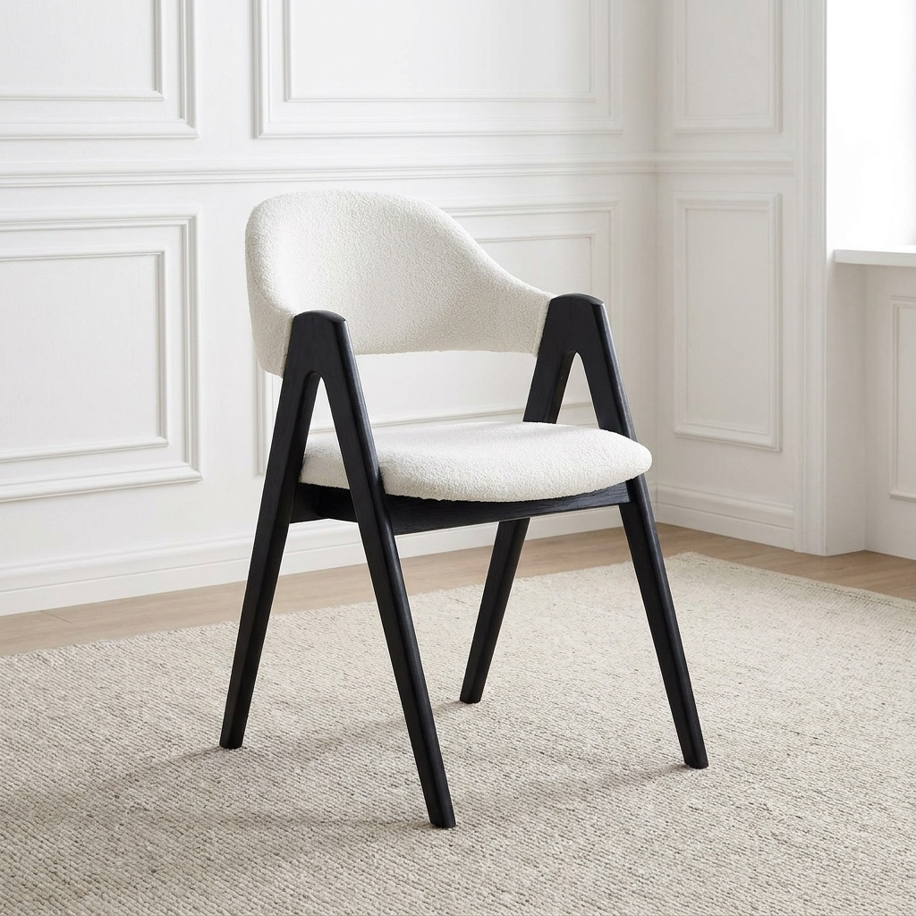 Chaise en bois noyer avec cannage